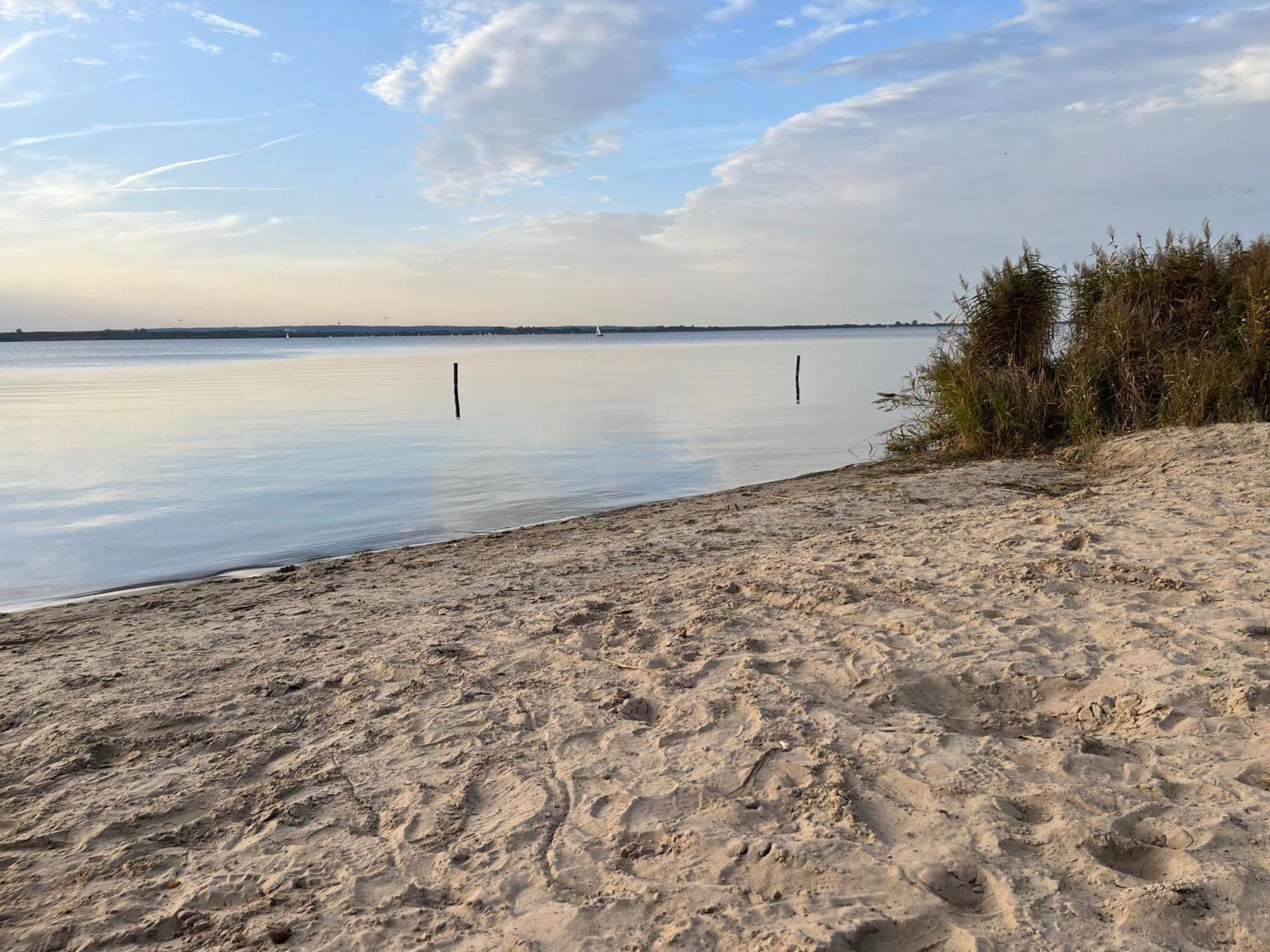 Schoenes Penthouse Duemmer See - Lembruch Hude  Екстер'єр фото